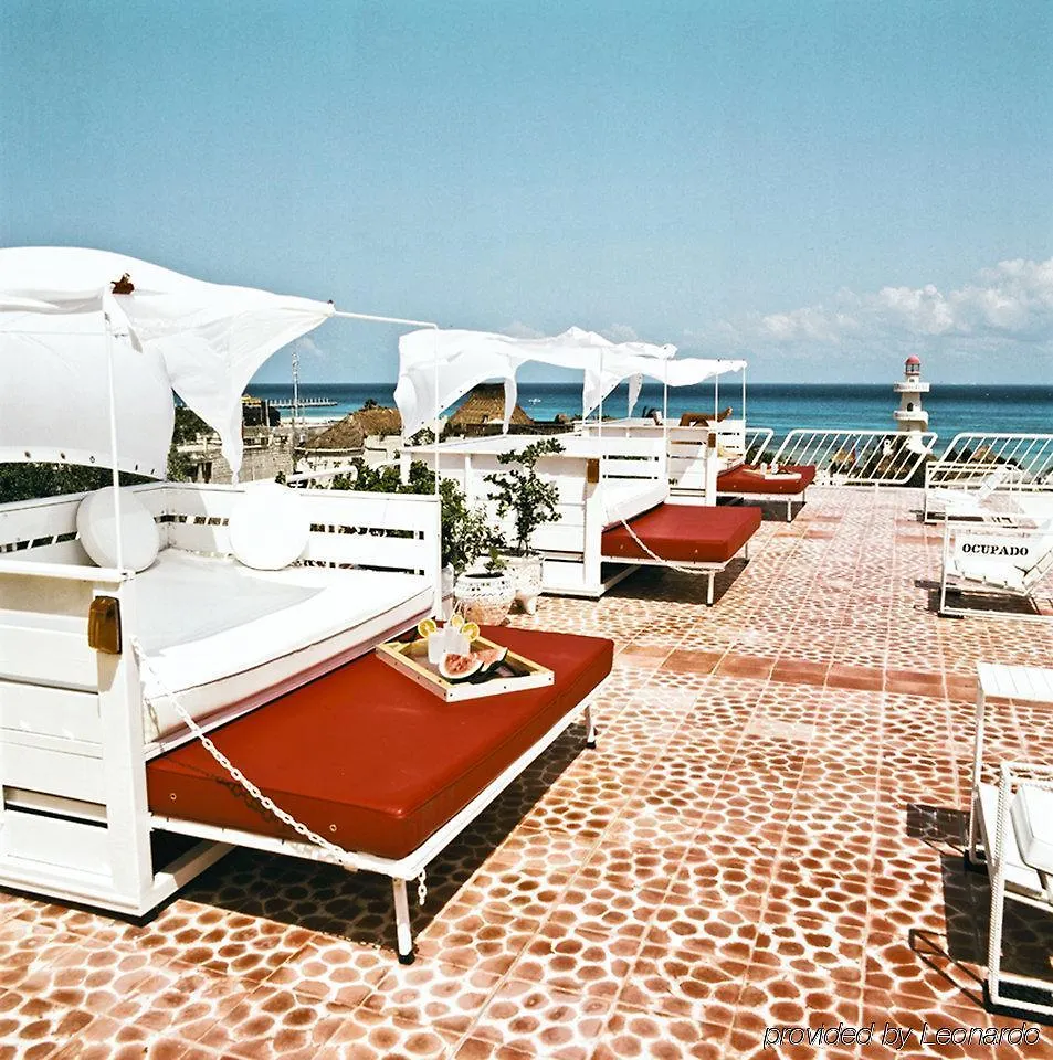 Basico Otel Playa del Carmen